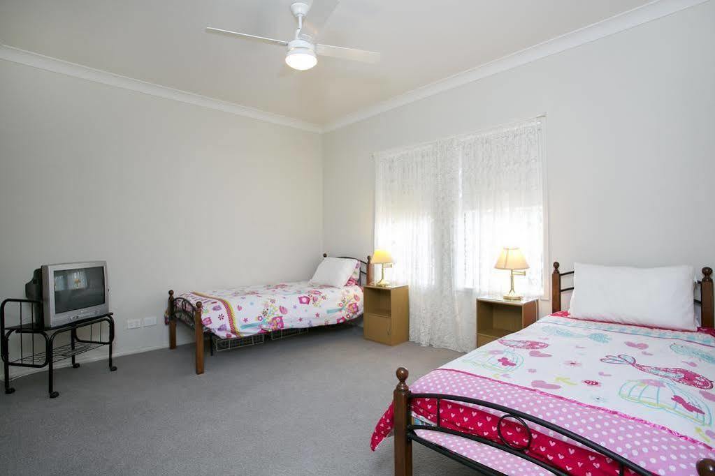 All Seasons Port Elliot Holiday House Exteriör bild
