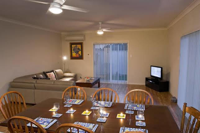 All Seasons Port Elliot Holiday House Exteriör bild