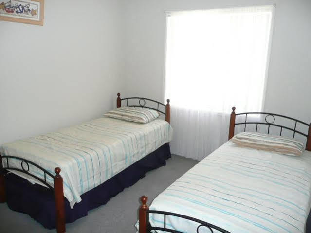 All Seasons Port Elliot Holiday House Exteriör bild